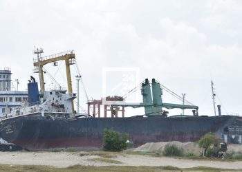 TRANSPORT MARITIME – L’Etat malgache officialise la mise en vente du navire Flying, un bateau confisqué par l’Etat suite à des accusations de trafic de bois de rose