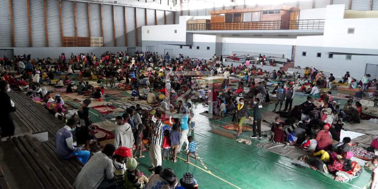 INONDATION – 18 sites d&rsquo;hébergement dont des écoles ouverts pour accueillir près de 8.500 sinistrés sur 17.500, selon le BNGRC