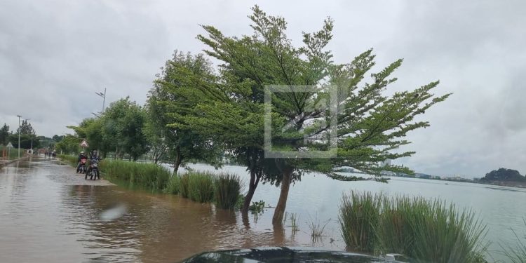 METEO – Les pluies incessantes de la nuit du lundi à mardi laissent des dégâts importants, voire mortels, dans la capitale et ses environs