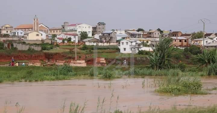 CATASTROPHE – L’Apipa poursuit le renforcement des digues dans la plaine d&rsquo;Antananarivo en prévision des éventuelles prochaines intempéries