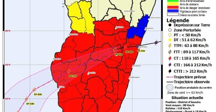 CATASTROPHES – Batsirai devient une tempête tropicale modérée avec des vents de moyens de 80km/h et des rafales de 110km/h, son centre se trouvait dans le district d&rsquo;Isandra, à l&rsquo;Ouest de Fianarantsoa à 4h du matin