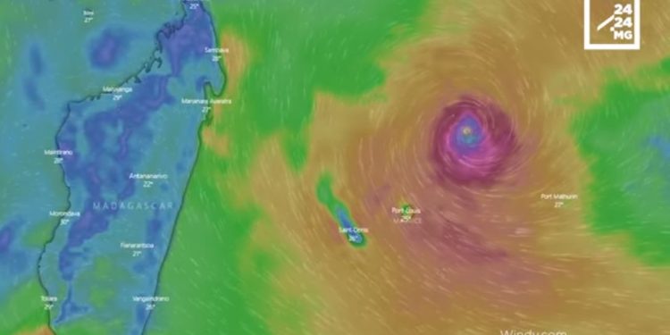 CATASTROPHES – Batsirai pourrait faire 595.000 sinistrés et 140.000 déplacés, selon les prévisions du BNGRC
