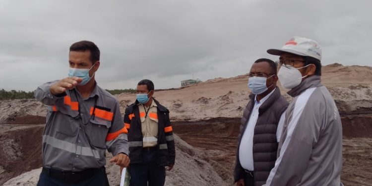 POLLUTION – Le ministère de l’Eau, de l’assainissement et de l’hygiène promet des enquêtes approfondies sur les eaux rejetées par Rio Tinto QMM après une visite sur place dimanche