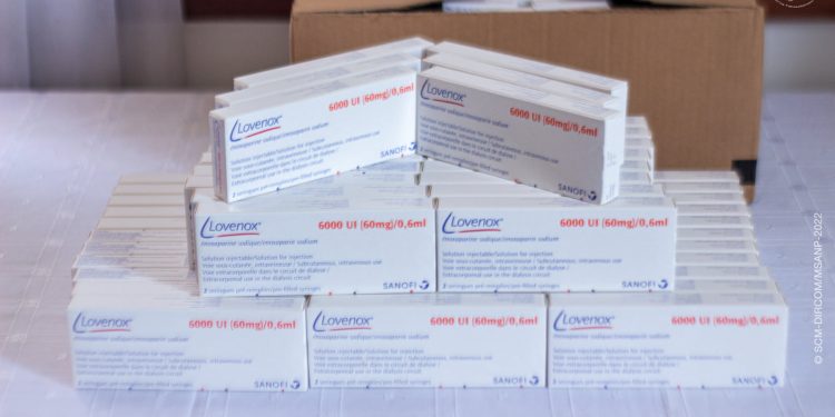 SANTE – 4.800 seringues pré-remplies de Lovenox remises par l’Agence américaine pour le développement international (USAID) pour traiter les personnes atteintes de la Covid-19