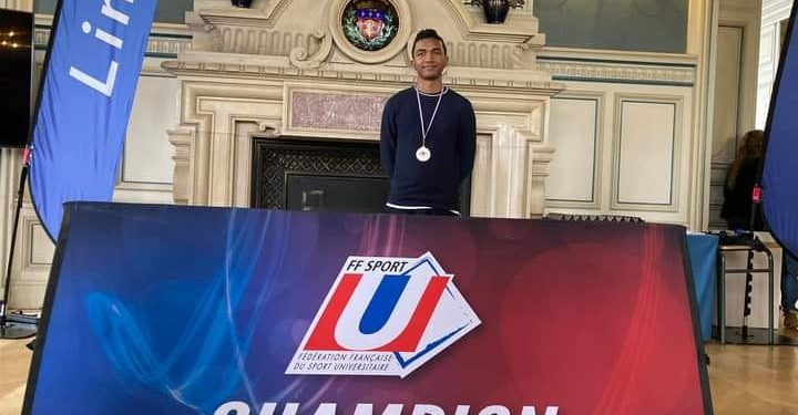 SPORT CEREBRAL – Fy Antenaina Rakotomaharo remporte le championnat de France Universitaire 2022 de jeux d&rsquo;échec pour la deuxième fois consécutive