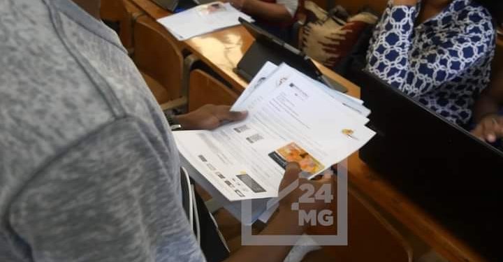 ENSEIGNEMENT SUPERIEUR – Paiement reporté des bourses via la carte e-poketra pour l’Université de Fianarantsoa