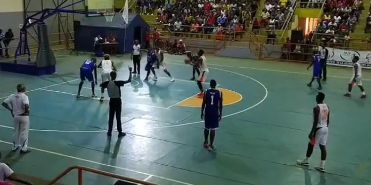 BASKET-BALL – La SEBAM et le TGBC prennent le large à l&rsquo;occasion de la deuxième journée du tour préliminaire de la Conférence Ouest