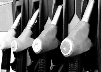 CARBURANT – L’écart entre le prix à la pompe et le prix réel du carburant estimé à 600 ariary au mois de Mars selon l’OMH, pas de hausse du prix à la pompe dans l’immédiat, les négociations entre l’Etat et les pétroliers se poursuivent