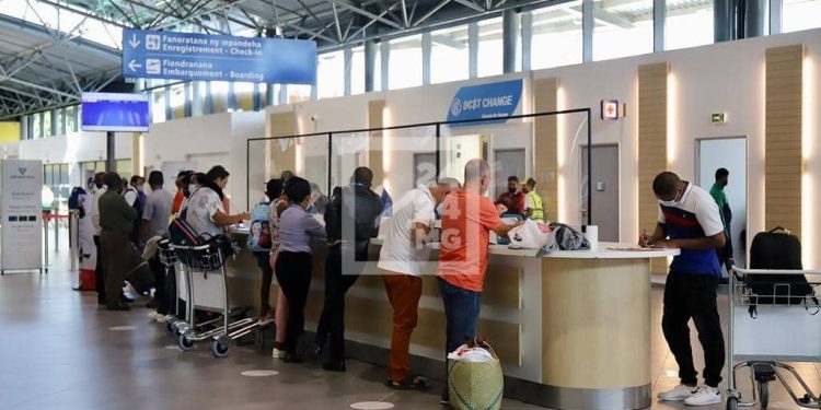 TRANSPORT AÉRIEN – Sept compagnies autorisées à assurer des dessertes sur Madagascar pour des vols passagers et des vols cargo, le ministère table sur une prévision de 72.000 passagers pour les trois prochains mois