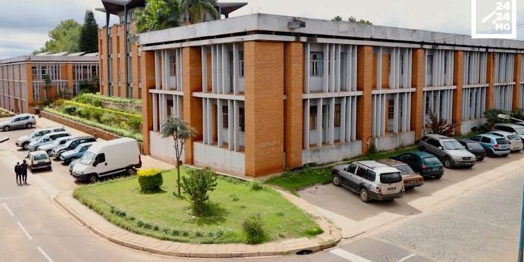 VAOVAO – MINUTE FLASH 21 APRILY 2022