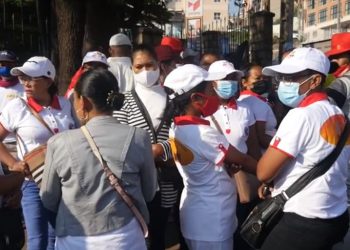 1 MAY – Diabe niainga teny Ambohijatovo nankeny Mahamasina nanamarihana ny Fetin&rsquo;ny Asa