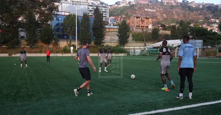 FOOTBALL/CAN – Carolus Andriamahitsinoro, blessé et forfait, ne rejoindra pas les Barea au Ghana
