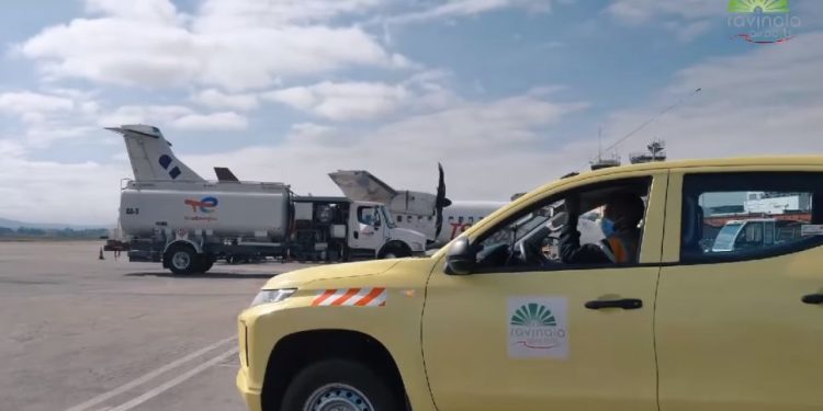 Manan-danja lehibe amin&rsquo;ny fiarovana ny fiaramanidina, amin&rsquo;ny loza tsy fanahy inina, ny asan&rsquo;ny « agent de piste » eto amin&rsquo;ny seranam-piaramanidina. Araho ao anatin&rsquo;ity horonan-tsary manaraka ity ny mombamomba izany asa izany.