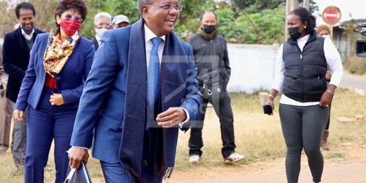 JUSTICE – Rivo Rakotovao dit avoir été entendu par le Bianco dans le cadre d&rsquo;une affaire de distribution de primes au Sénat en 2019