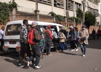TRANSPORT – Le taux de la hausse des frais de transport à 600 ariary contestée par certains transporteurs urbains