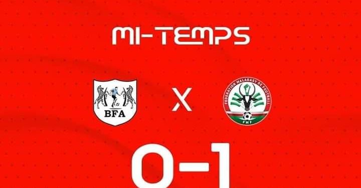 FOOTBALL – Les Barea mènent 1 à 0 face aux Zèbres du Botswana à la mi-temps grâce à un but de Tsilavina de Fanomezantsoa à la 17ème minute