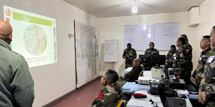 INSÉCURITÉ – Une trentaine d’individus meurent calcinés dans la commune d’Ambolotarakely, district d’Ankazobe, les Forces armées mobilisées pour rétablir l’ordre public dans la localité