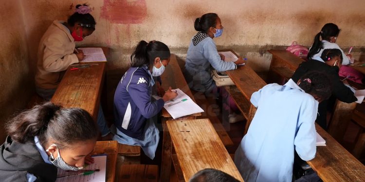 EDUCATION – Le ministère de l&rsquo;Éducation nationale rappelle la levée du port obligatoire de masque dans les établissements scolaires.