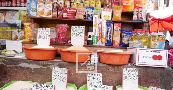 INFLATION – Le plafonnement des prix des produits de première nécessité abandonné, le ministère du commerce envisage la mise en place d’un prix de référence