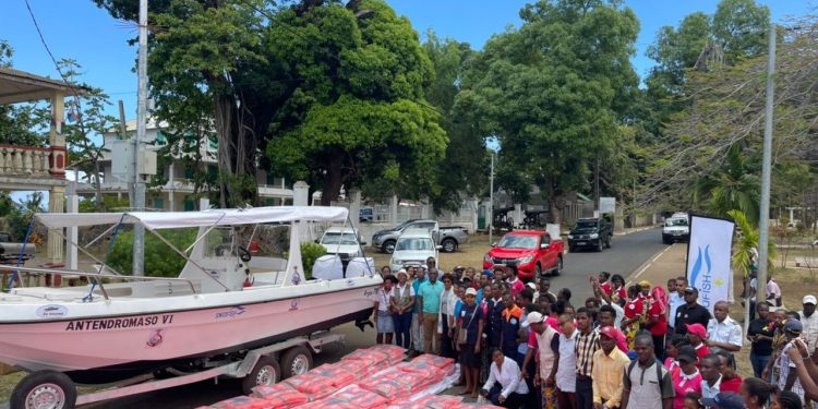 RESSOURCES HALIEUTIQUES – Un bateau de type Argos 710 remis au district de Nosy Be pour y assurer la surveillance des pêches