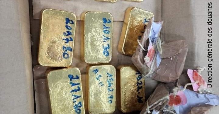 TRAFIC – Quatre personnes soupçonnées d&rsquo;implication dans une tentative d&rsquo;exportation illicite de 17 kilos d&rsquo;or placées en détention préventive à Tsiafahy, un autre individu encore recherché