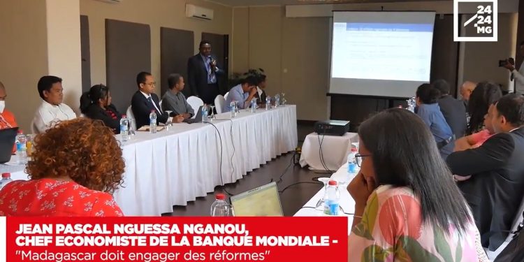 JEAN PASCAL NGUESSA NGANOU, CHEF ECONOMISTE DE LA BANQUE MONDIALE – « Madagascar doit engager des réformes »