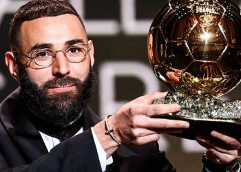 FOOTBALL – Le grand favori Karim Benzema remporte le Ballon d&rsquo;or 2022