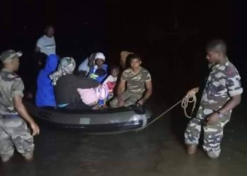 IMMIGRATION – Un boutre avec à son bord 22 personnes annoncée comme souhaitant rejoindre illégalement Mayotte a été interceptée par la marine nationale dans la nuit de lundi à mardi