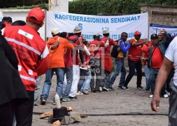 TRAVAIL – Le salaire minimum à 250.000 ariary pour le secteur privé uniquement applicable pour l’année 2022, la hausse des salaires prise en charge par les employeurs maintenue à 9,9%