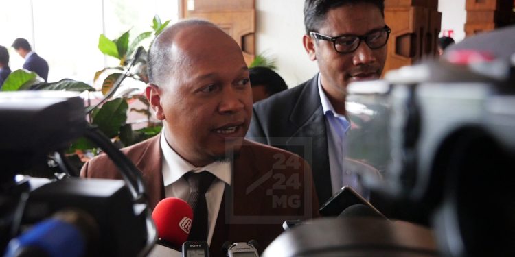 JIRAMA – La synthèse des évaluations des directeurs de la Jirama sera restitué à la direction générale de la société vendredi indique Andry Ramaroson