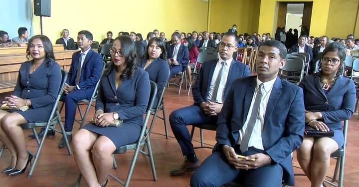 EMPLOI – Sept nouveaux membres rejoignent les rangs de l’ordre des experts comptables et financiers de Madagascar (OECFM).
