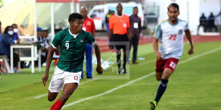 CHAN 2023 – Romuald « Rôrô » Rakotondrabe ouvre la porte à un retour conditionné de Tsilavina Rafanomezantsoa « Drogba » au sein des Barea A’