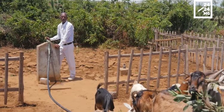 RAVITAILLEMENT – Conserver l’eau dans le Grand Sud grâce au système de Réservoir d’eau enterré plein sable (REEPS)