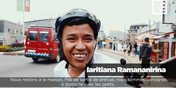 SOIREE DE LA SAINT SYLVESTRE – Entre la maison et les sorties, leurs cœurs balancent