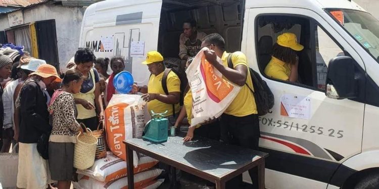 COMMERCE – 140.000 tonnes de riz importés à distribuer à travers toute l’île pour réguler les prix du riz en cette période de soudure