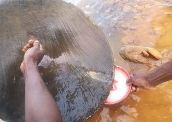 RESERVE D’OR NATIONALE – L’Etat indique « envisageable » la vente d’or affiné ou « doré » local pour l’achat d’or monétaire