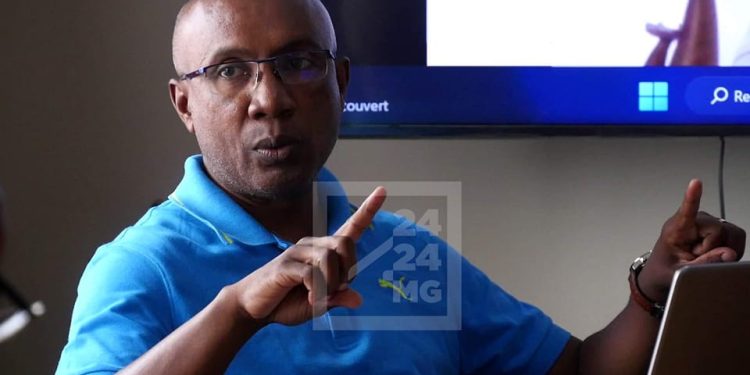 FOOTBALL- Rado Rasoanaivo interpelle sur le caractère inopportun des annonces de transferts des joueurs des Barea A’qui vont disputer une demi-finale d’un Chan