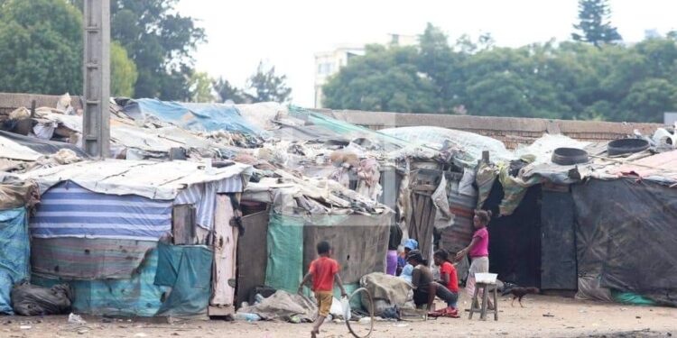 CONDITION DE VIE : Un malgache d’aujourd’hui est 41% plus pauvre qu’un malgache en 1961, juste après l’indépendance
