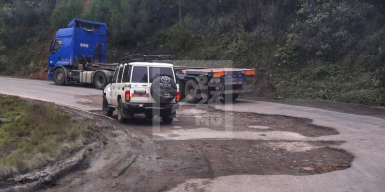 INFRASTRUCTURE – L&rsquo;insuffisance des taxes pour payer l&rsquo;entretien du réseau routier évoqué par un responsable de l&rsquo;Agence routière auprès de la Banque européenne d&rsquo;investissement