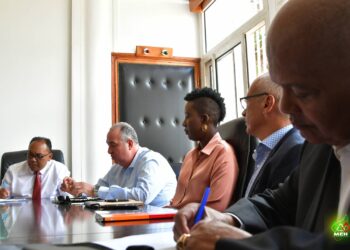 DELESTAGE – Le ministère de l’Energie et des hydrocarbures indique être à la recherche d’un compromis sur l’approvisionnement en carburant avec les pétroliers