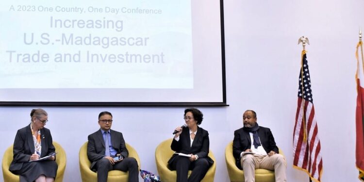 RELATIONS ÉCONOMIQUES – Près d&rsquo;un milliard de dollars d&rsquo;échanges commerciaux entre Madagascar et les États-Unis en 2022