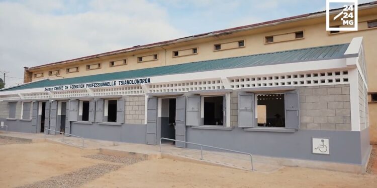 CFP TSIANOLONDROA – Quand les reconstructions post-cycloniques contribuent au développement