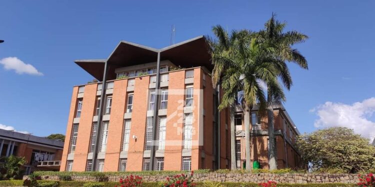 ENSEIGNEMENT SUPERIEUR – L&rsquo;immunité juridictionnelle refusée aux universitaires par la Haute cour constitutionnelle