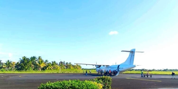 TRANSPORT AÉRIEN – L’aéroport de Sainte Marie se dote de balisage lumineux de piste pour pouvoir accueillir des vols internationaux de nuit