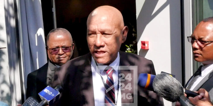 Pour Florent Rakotoarisoa, la HCC a son idée mais attend d’être saisie pour se prononcer sur le débat autour de la nationalité du président de la République