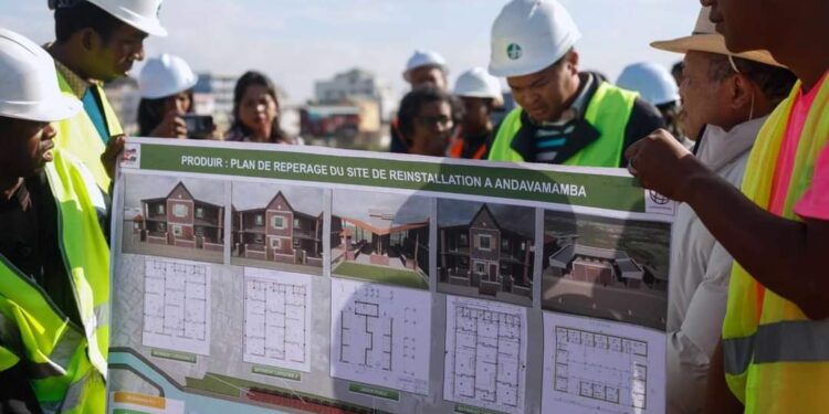 Le site de réinstallation des personnes affectées par les travaux de curage du Canal C3 et de réhabilitation des digues prévu s&rsquo;achever vers mi-2024