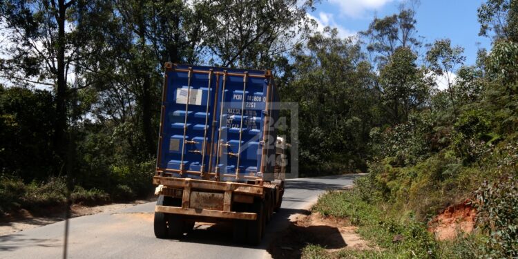 TRANSPORT – Le syndicat des camionneurs de la RN2 indique vouloir constater sur terrain la coupure de route entre Moramanga et Andasibe avant de prendre une décision en fin d&rsquo;après-midi