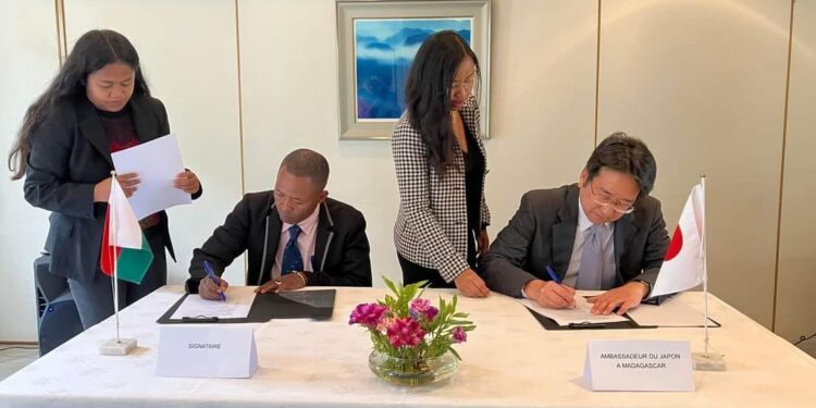 COOPÉRATION – Un financement de 141 038 euros de l&rsquo;ambassade du Japon pour des infrastructures éducatives