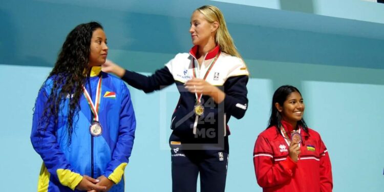 JEUX DES ÎLES – La Réunionnaise Alizée Morel fait un dix sur dix en natation