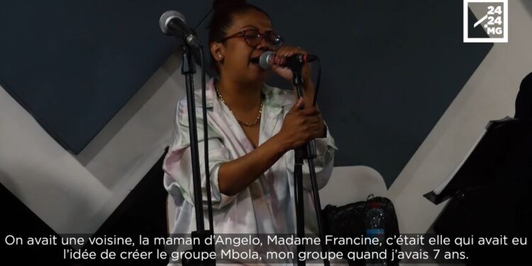 PORTRAIT – Les 30 ans de scène musicale de Nanie en toute jovialité